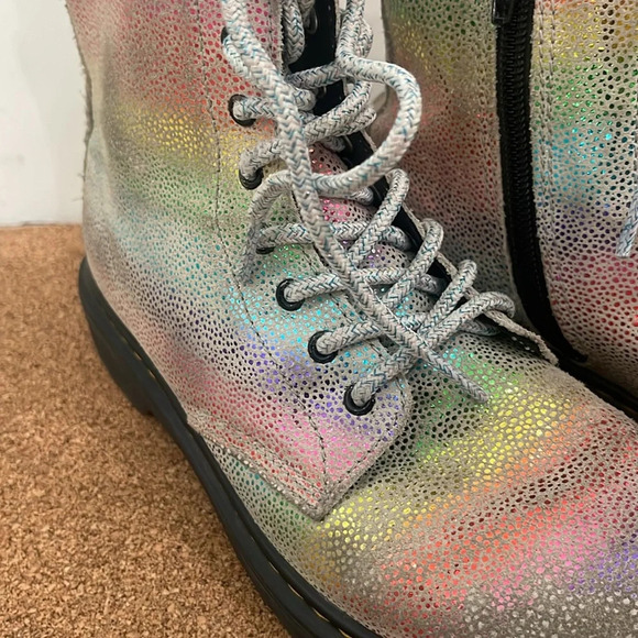 Dr Martens Pascal Y Combat Boots Rainbow Metallic Leather Womens Size 5 - Picture 3 of 16